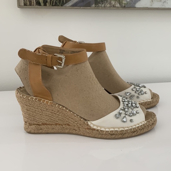 White Mountain Natural Rhinestone Wedges/Espadrilles size 9.5 - Picture 7 of 17